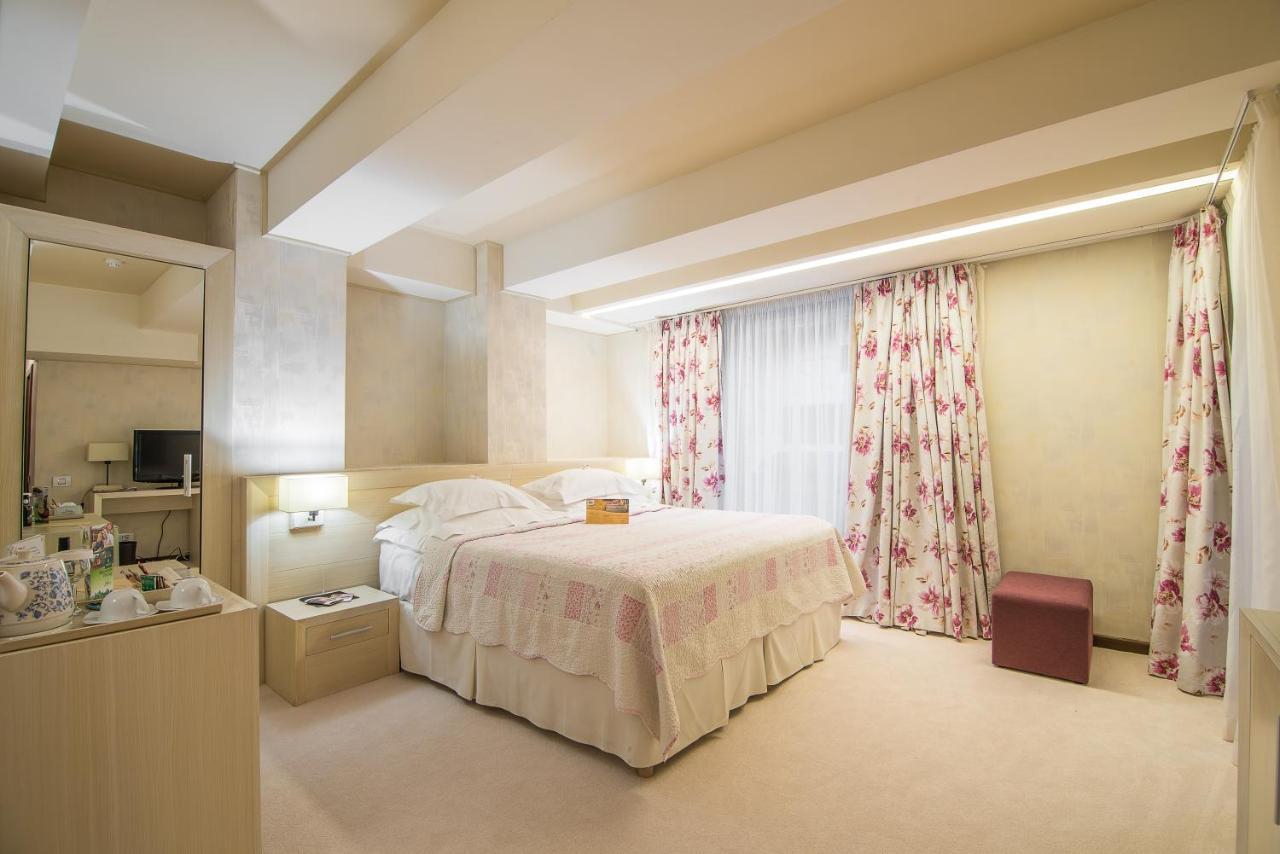 Ioana Boutique Hotel Sinaia Eksteriør bilde