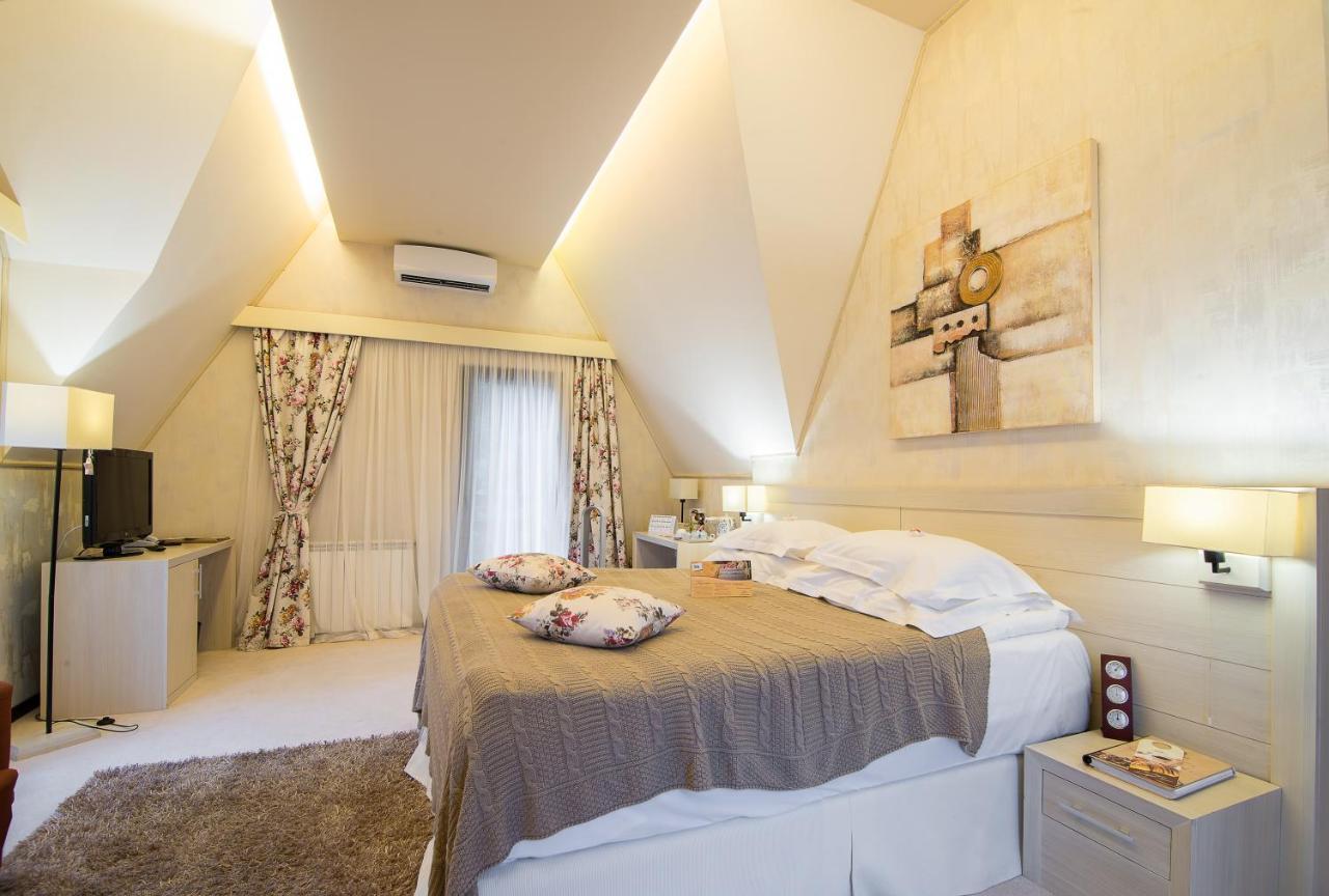 Ioana Boutique Hotel Sinaia Eksteriør bilde